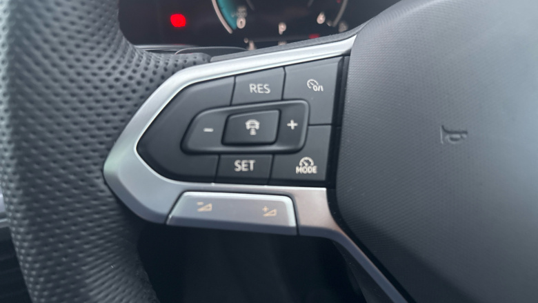 Volkswagen Touareg 3.0 V6 TDI 4Motion 286 Black Edition 5dr Tip Auto Diesel Estate